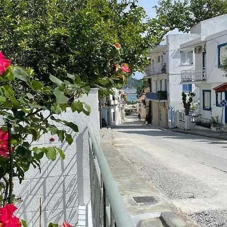Nina's Garden Apartmán Loutraki (Skopelos)